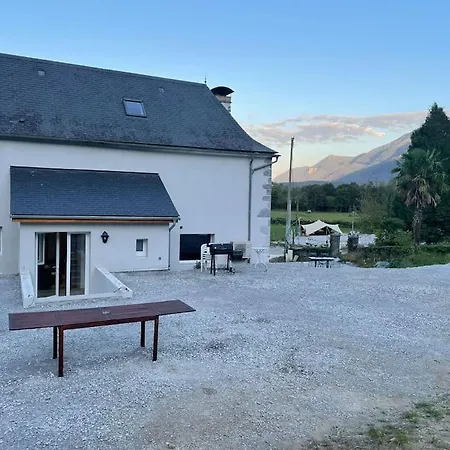 Holiday home Le Val Eveille - Maison De Maitre De 1773 - 4* Arudy